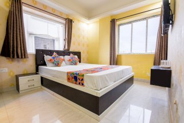 Hotel Paradise Inn