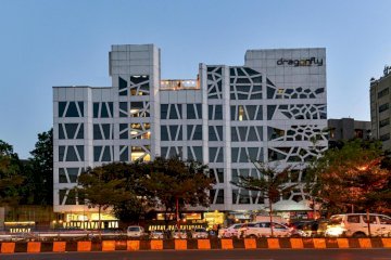 Dragonfly - The Art Hotel