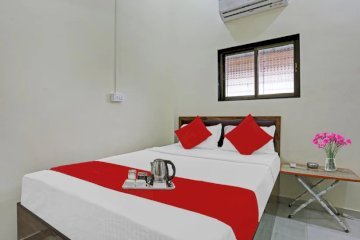Hotel SK Palace Lodging & Boarding