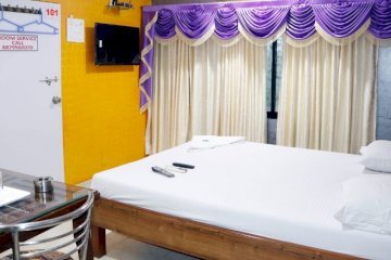 Hotel White Sand Lodging