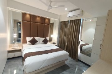 Hotel Pearl Residency