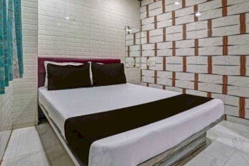 Taj Lodging and Boarding - Chembur
