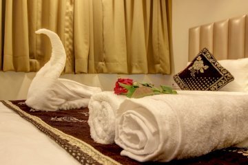 Hotel Sapphire Inn Residency